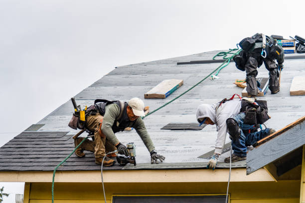 Professional Gutter Installation technician working in Kensington, OH